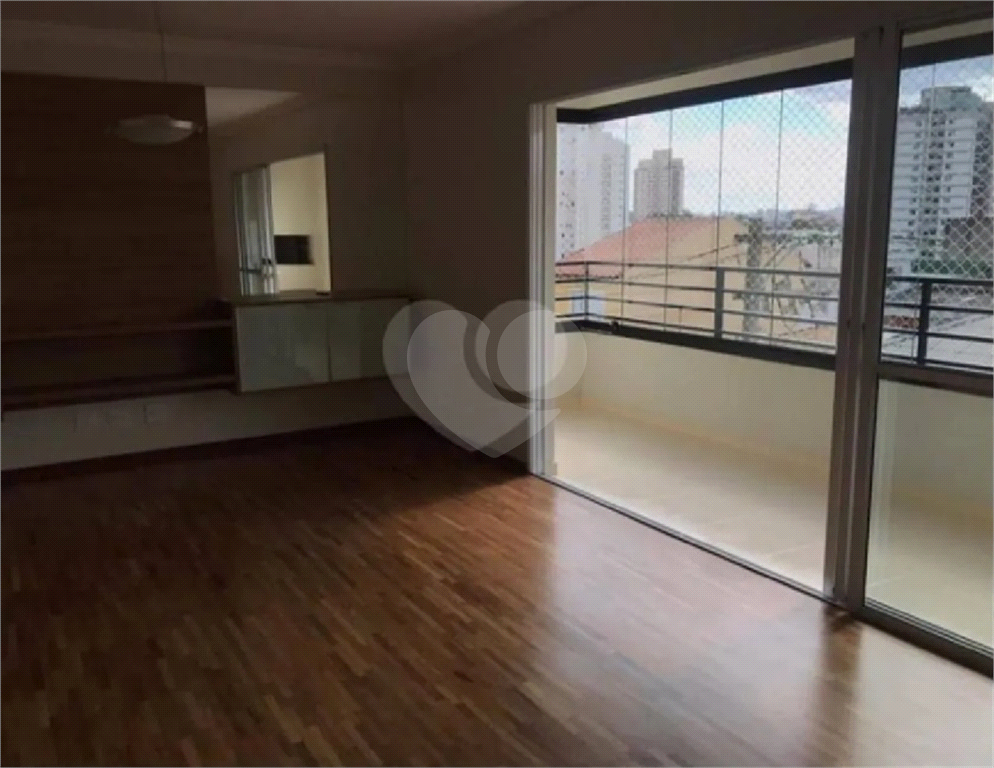 APARTAMENTO em SANTANA