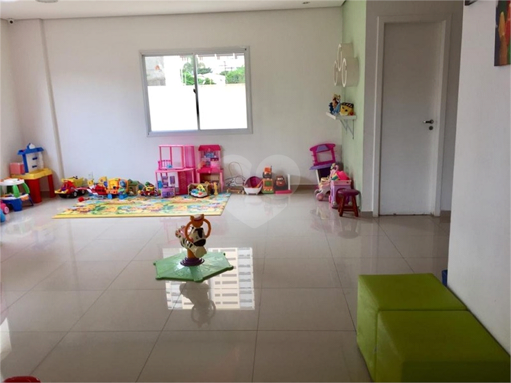APARTAMENTO em SANTANA