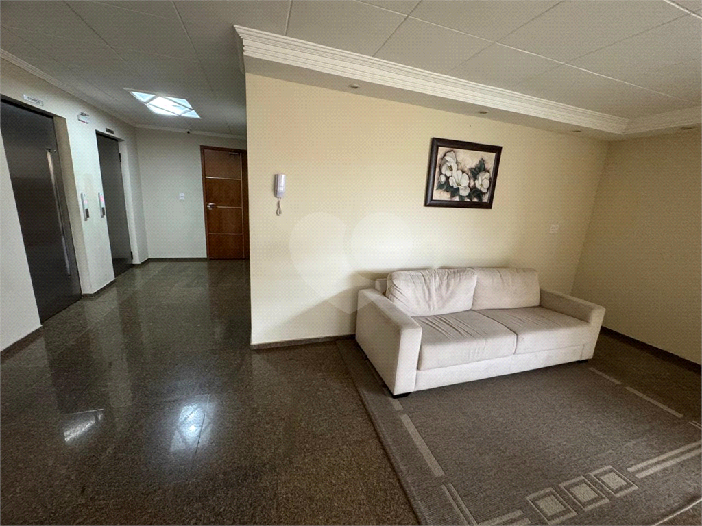 APARTAMENTO em SANTANA
