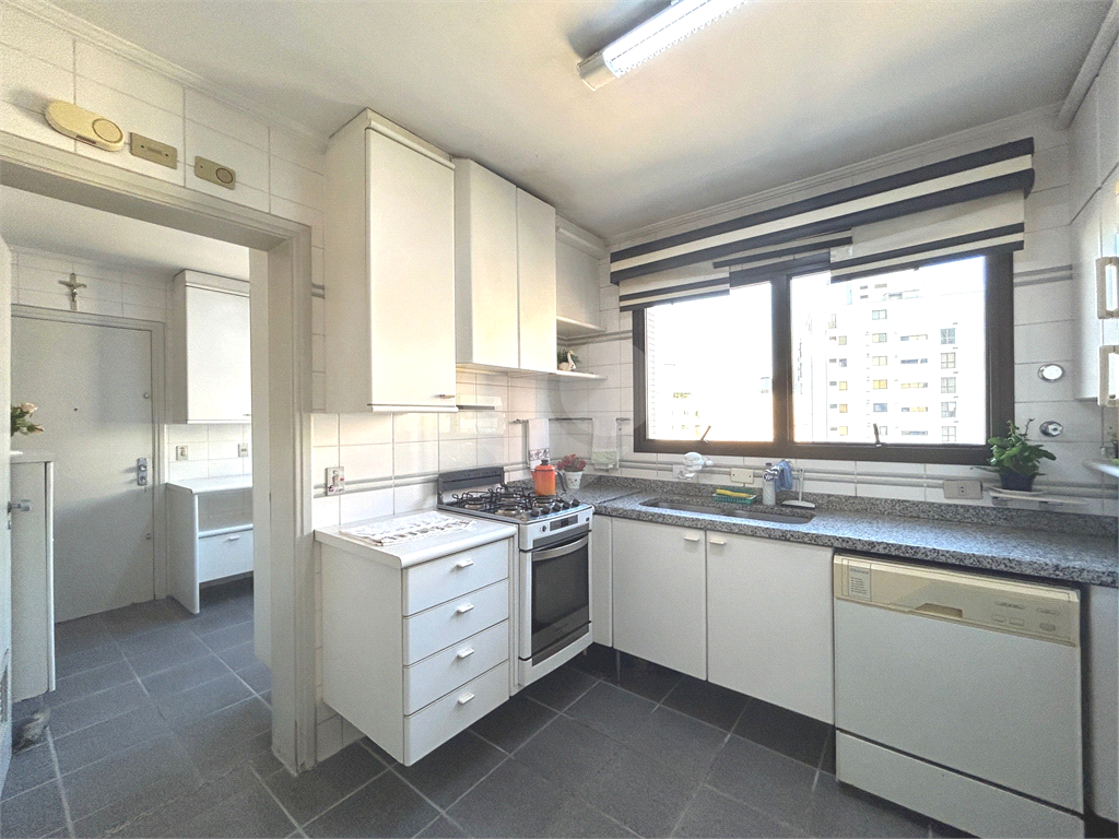 OPORTUNIDADE ACEITA PERMUTA POR APARTAMENTO MENOR