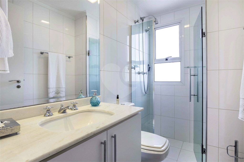 APARTAMENTO À VENDA COM 175 M2 - 3 QUARTOS - 4 VAGAS - DEPÓSITO NA VILA LEOPOLDINA