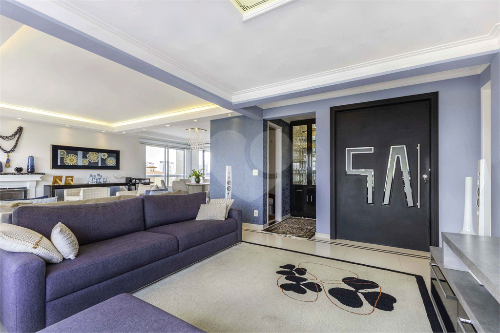 APARTAMENTO À VENDA COM 175 M2 - 3 QUARTOS - 4 VAGAS - DEPÓSITO NA VILA LEOPOLDINA