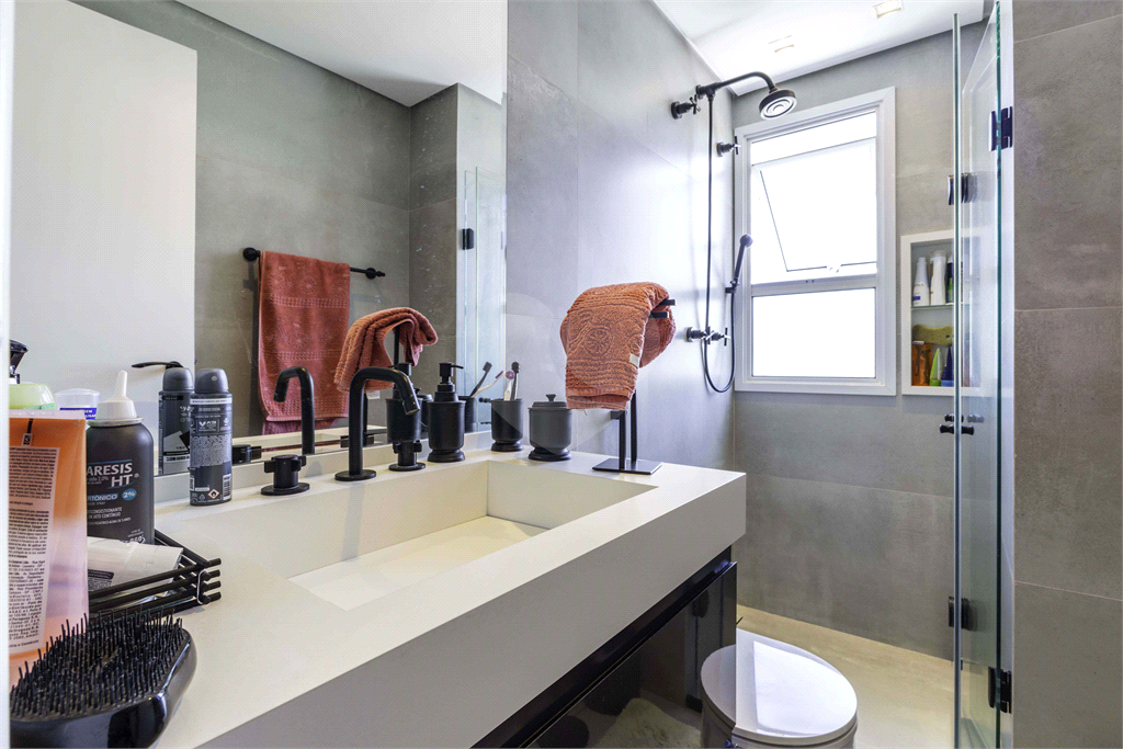 APARTAMENTO À VENDA COM 175 M2 - 3 QUARTOS - 4 VAGAS - DEPÓSITO NA VILA LEOPOLDINA