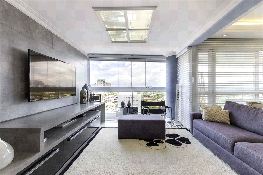 APARTAMENTO À VENDA COM 175 M2 - 3 QUARTOS - 4 VAGAS - DEPÓSITO NA VILA LEOPOLDINA