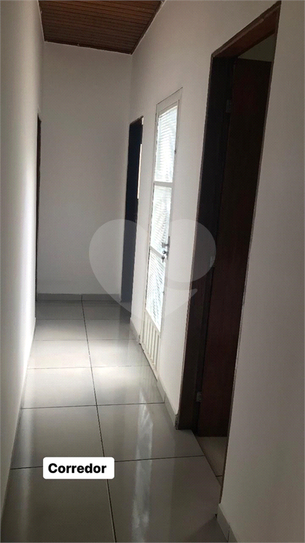 Casa à venda com 3 quartos, 209m² - Foto 8