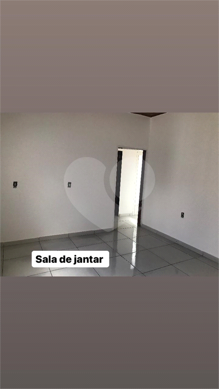 Casa à venda com 3 quartos, 209m² - Foto 3