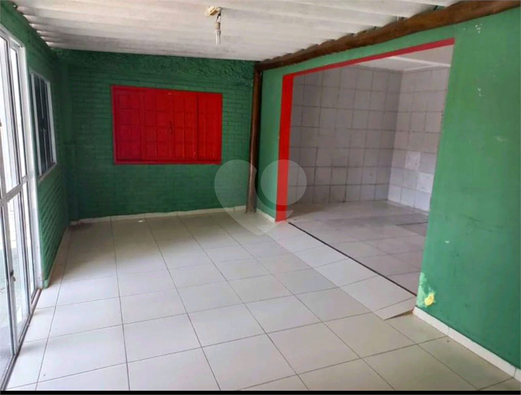 Casa à venda com 3 quartos, 230m² - Foto 10