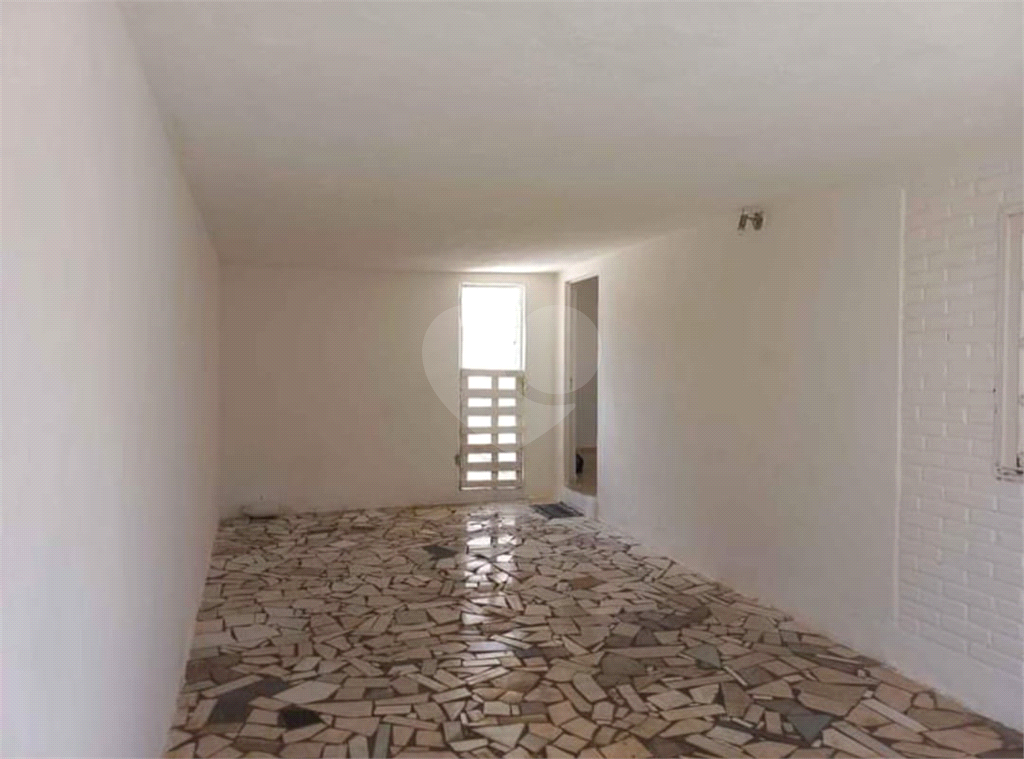 Casa à venda com 3 quartos, 230m² - Foto 15