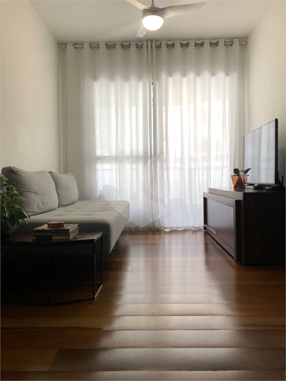 Apartamento a venda na Frei Caneca