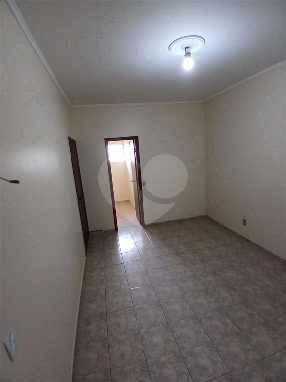 Sobrado à venda com 3 quartos, 218m² - Foto 13