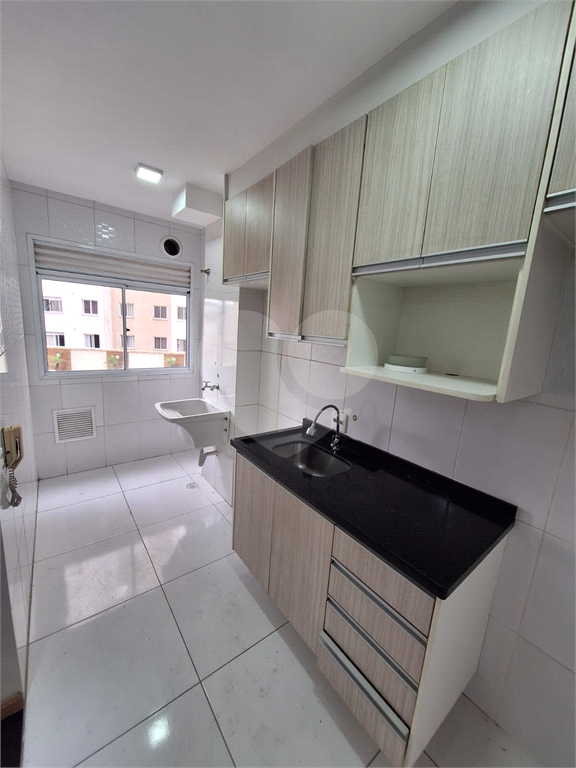 Apartamento à venda com 2 quartos, 48m² - Foto 10