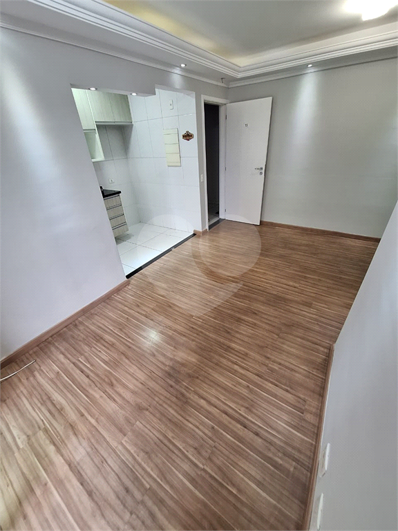 APARTAMENTO em ITAQUERA