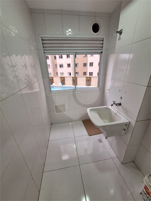 APARTAMENTO em ITAQUERA