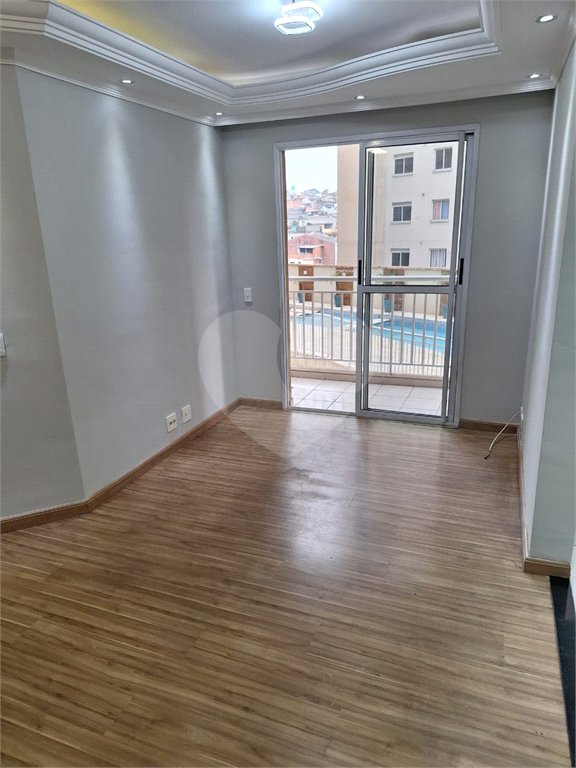 APARTAMENTO em ITAQUERA