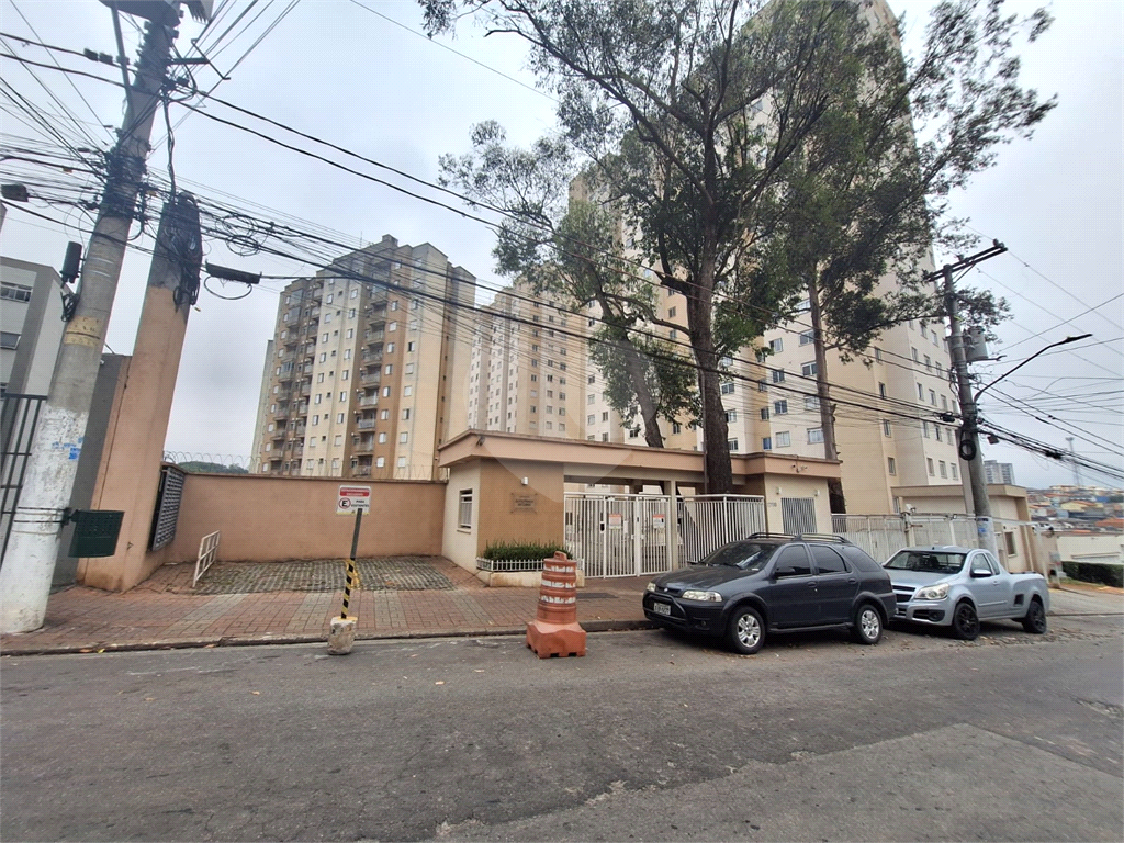 APARTAMENTO em ITAQUERA