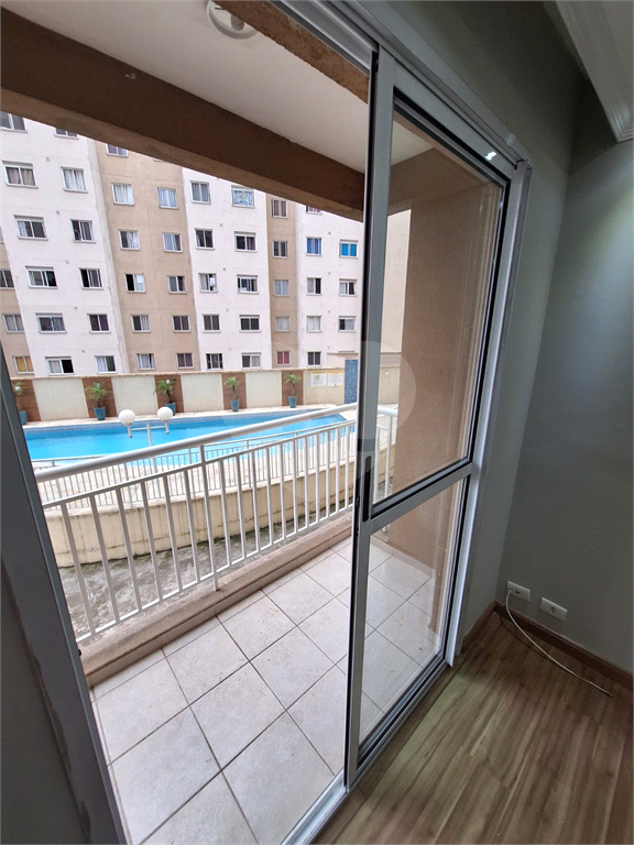 APARTAMENTO em ITAQUERA