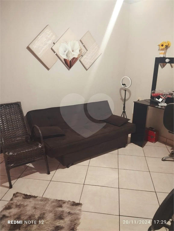 Vende casa térrea de 2 quartos – com garagem no bairro de Eldorado – São José do Rio Preto