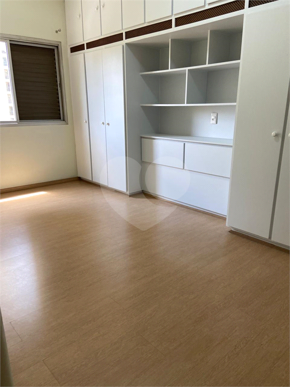 Apartamento à venda em Santo André, no bairro Vila Bastos, Região Central 