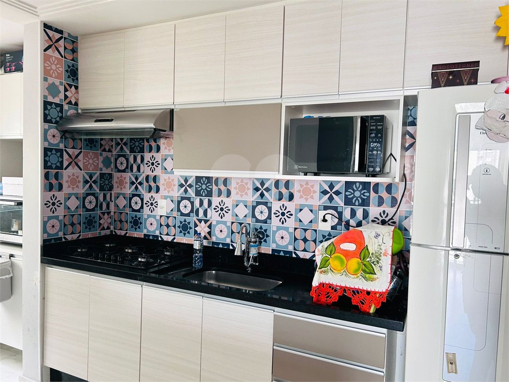 Apartamento à venda com 2 quartos, 61m² - Foto 10