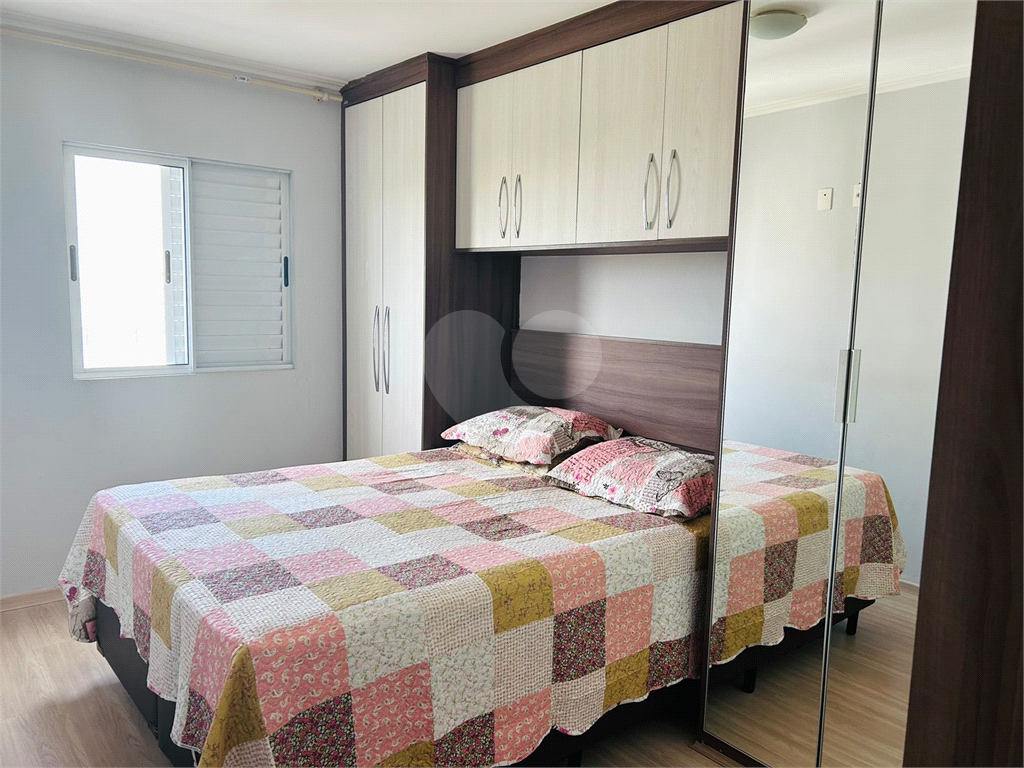 Apartamento à venda com 2 quartos, 61m² - Foto 11