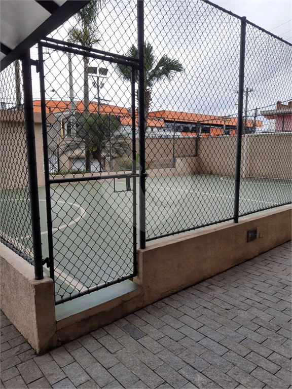 Apartamento em Osasco, bairro Quitaúna, 67m², 3 quartos, 1 banheiro, sala com sacada, 1 vaga