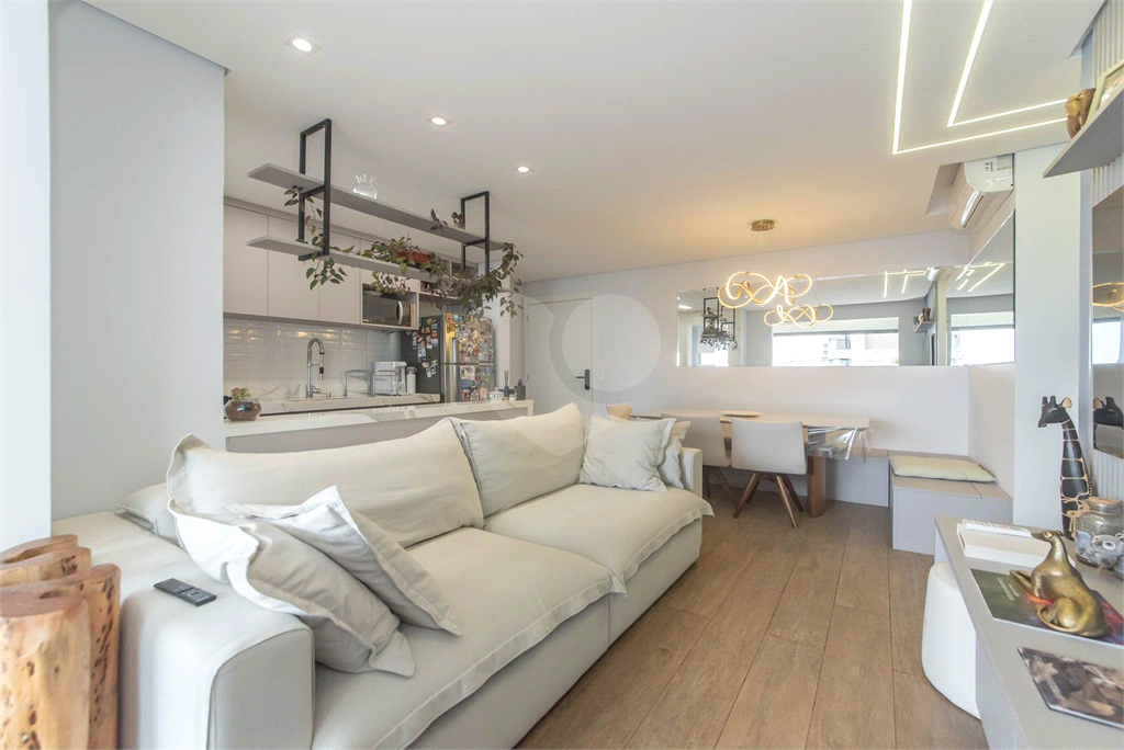APARTAMENTO em BROOKLIN