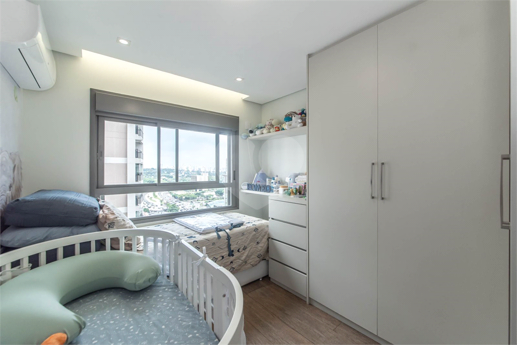 APARTAMENTO em BROOKLIN