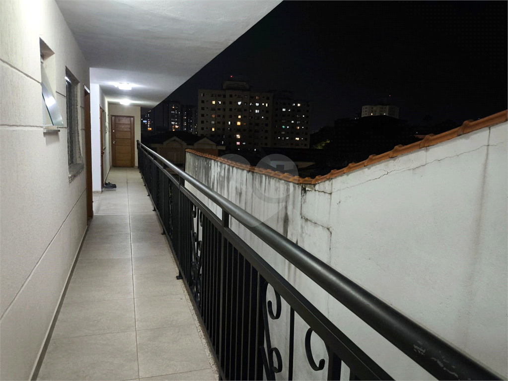 Aluga-se Apto 50m² - Parada Inglesa - 02 dormitorios, 01 banheiro, sala, cozinha, 01 vaga