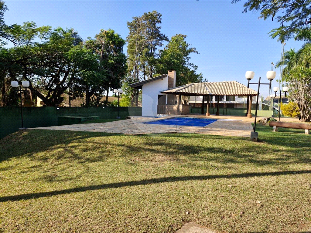 Casa para alugar com 4 quartos, 890m² - Foto 15