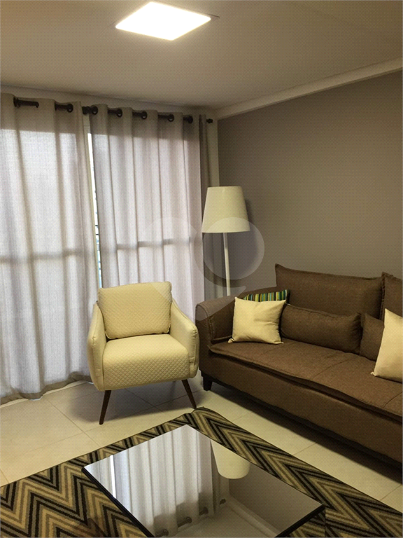 Apartamento para alugar com 2 quartos, 84m² - Foto 11