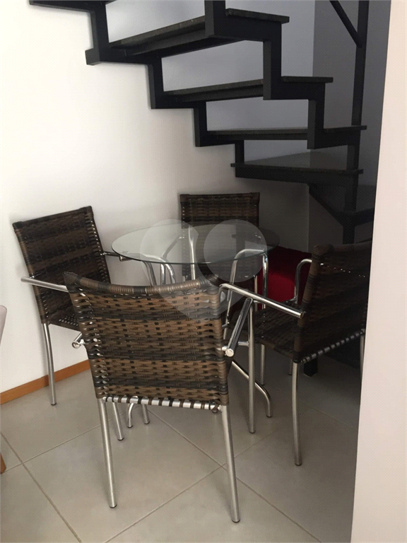 Apartamento para alugar com 2 quartos, 84m² - Foto 29