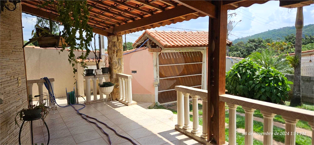 Chácara à venda com 4 quartos, 791m² - Foto 25