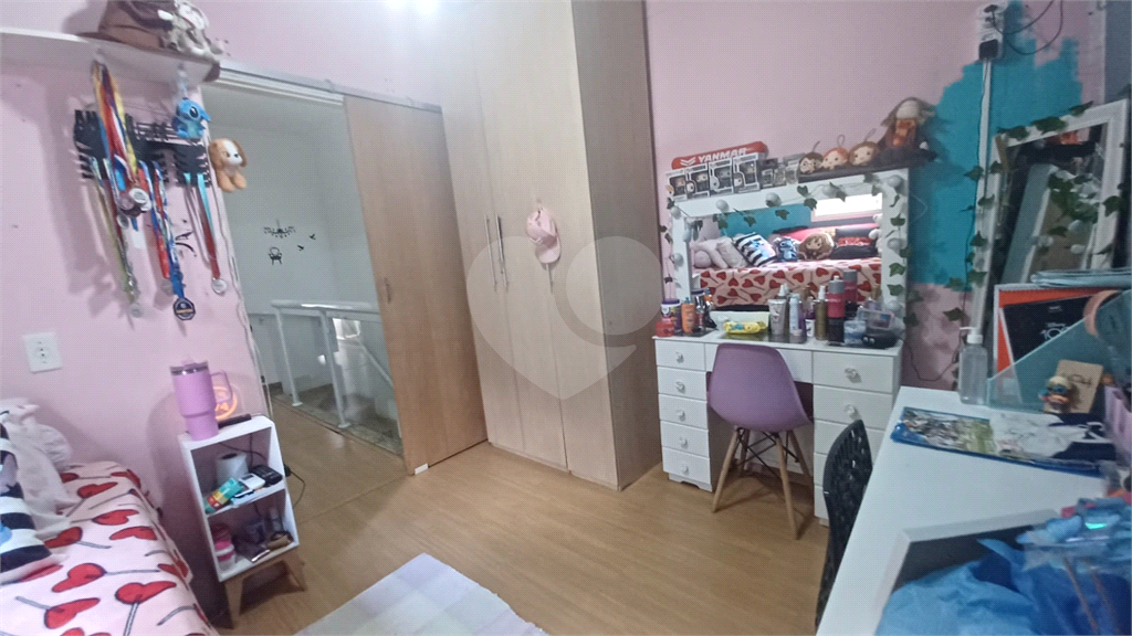 Condomínio Fechado - Imirim -3 dormitórios, sendo uma suíte com sacada, 2 vagas