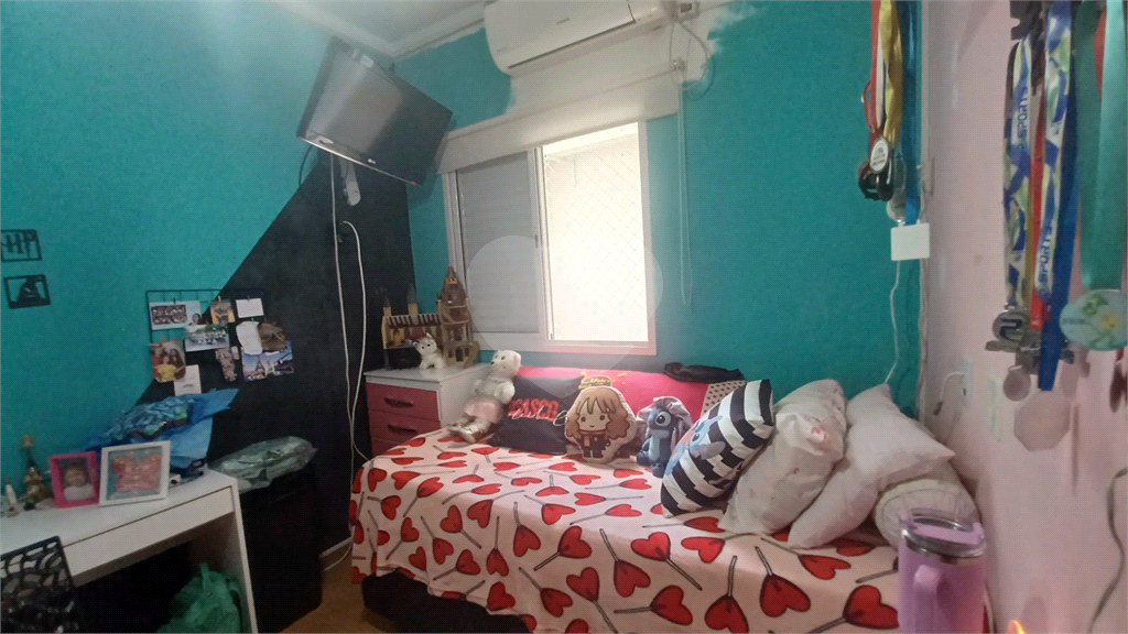 Condomínio Fechado - Imirim -3 dormitórios, sendo uma suíte com sacada, 2 vagas