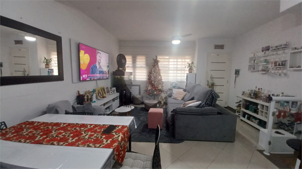 Condomínio Fechado - Imirim -3 dormitórios, sendo uma suíte com sacada, 2 vagas