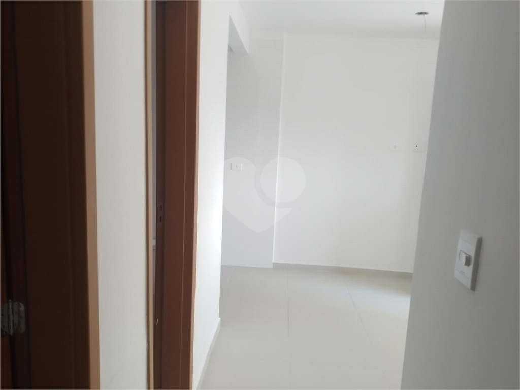 Apartamento 2 Dormitórios, Agua Fria. Aceita Pet.