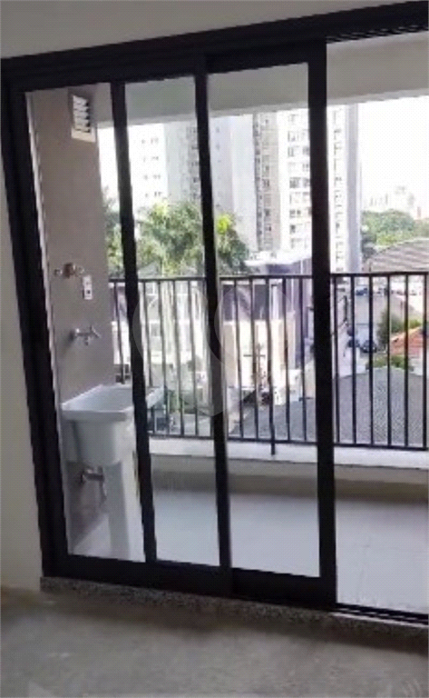 Apartamento um dormitorio a venda em Moema