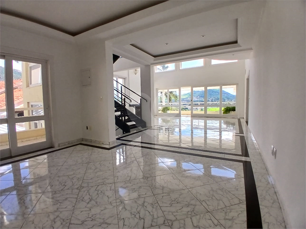 Casa de Condomínio à venda e aluguel com 4 quartos, 900m² - Foto 18