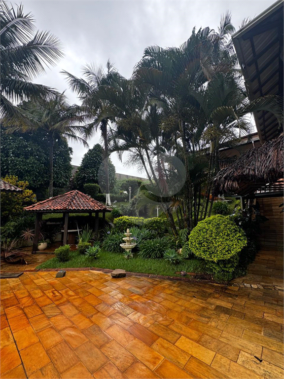 Chácara à venda com 7 quartos, 1500m² - Foto 45
