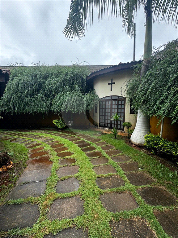Chácara à venda com 7 quartos, 1500m² - Foto 3