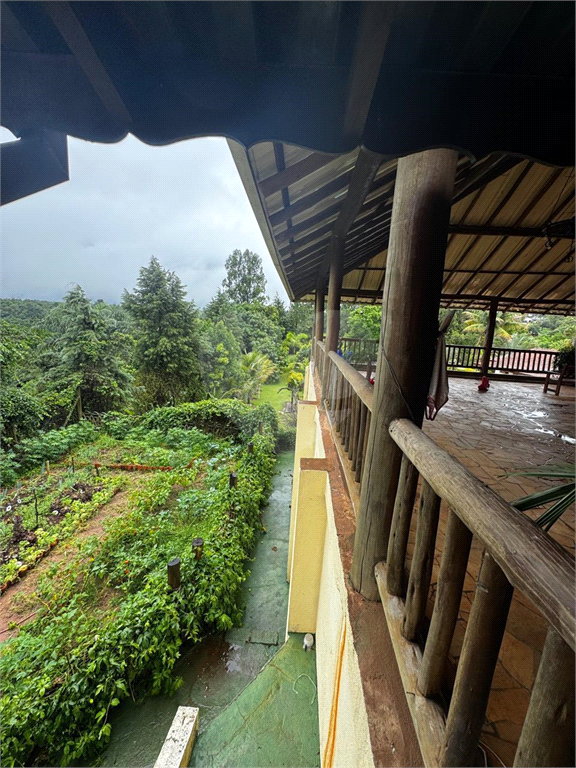 Chácara à venda com 7 quartos, 1500m² - Foto 24