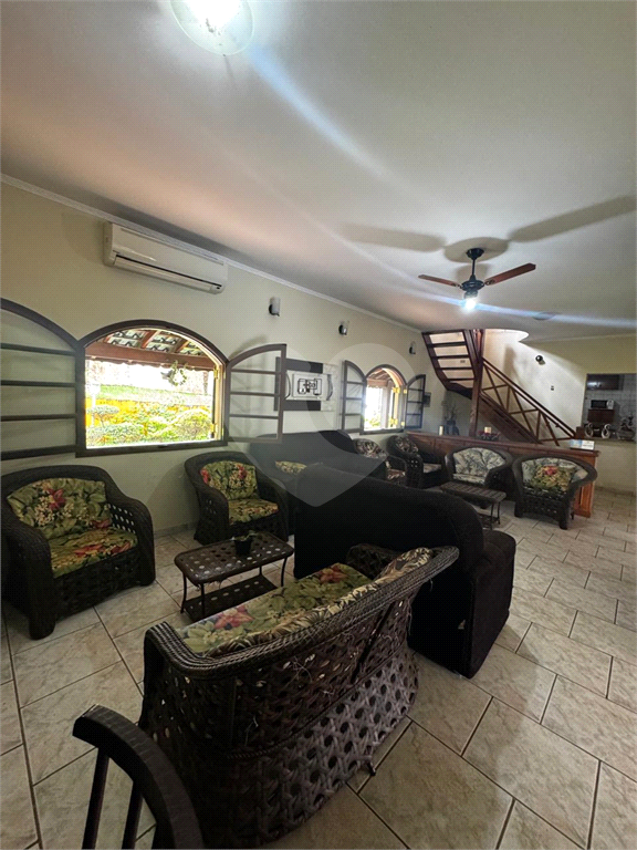 Chácara à venda com 7 quartos, 1500m² - Foto 6