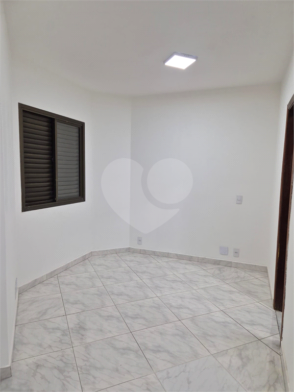 Apartamento à venda com 3 quartos, 75m² - Foto 6