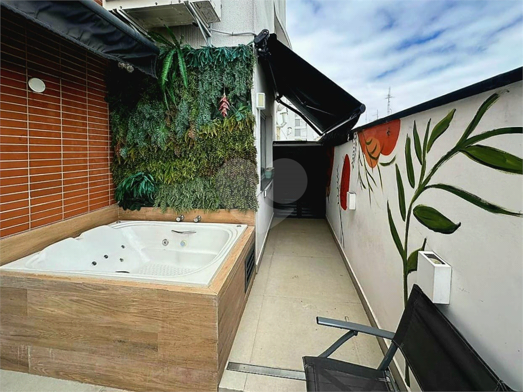 Cobertura Duplex a Venda Reformada com 2 Quartos 2 Vagas na Bela Vista São Paulo - SP