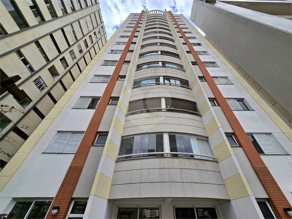 Cobertura Duplex a Venda Reformada com 2 Quartos 2 Vagas na Bela Vista São Paulo - SP