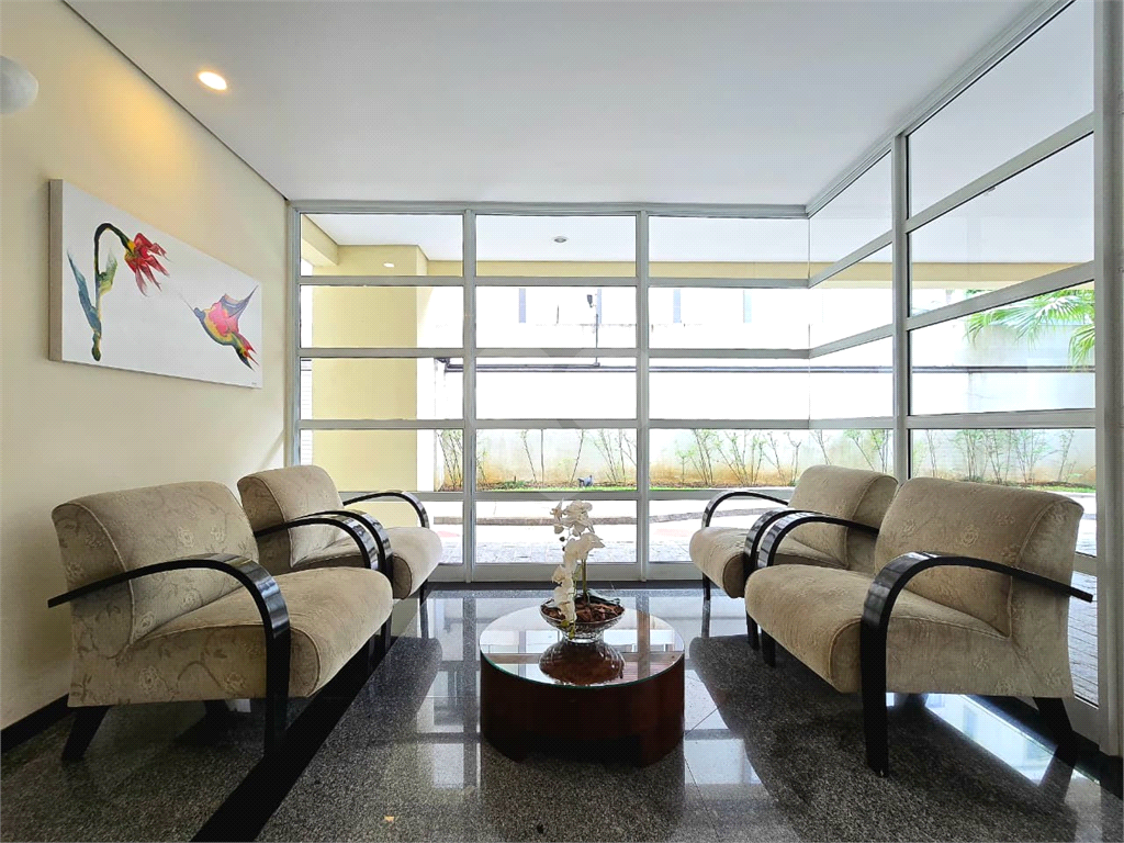 Cobertura Duplex a Venda Reformada com 2 Quartos 2 Vagas na Bela Vista São Paulo - SP