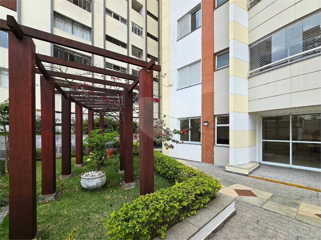 Cobertura Duplex a Venda Reformada com 2 Quartos 2 Vagas na Bela Vista São Paulo - SP