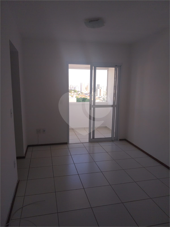 Apartamento à venda com 2 quartos, 63m² - Foto 4