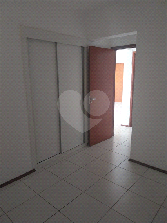 Apartamento à venda com 2 quartos, 63m² - Foto 13