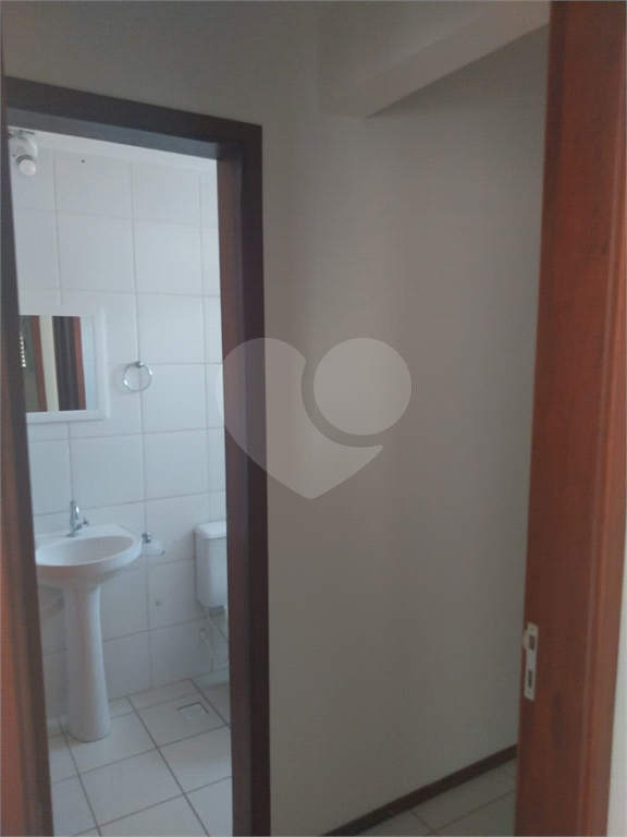 Apartamento à venda com 2 quartos, 63m² - Foto 9